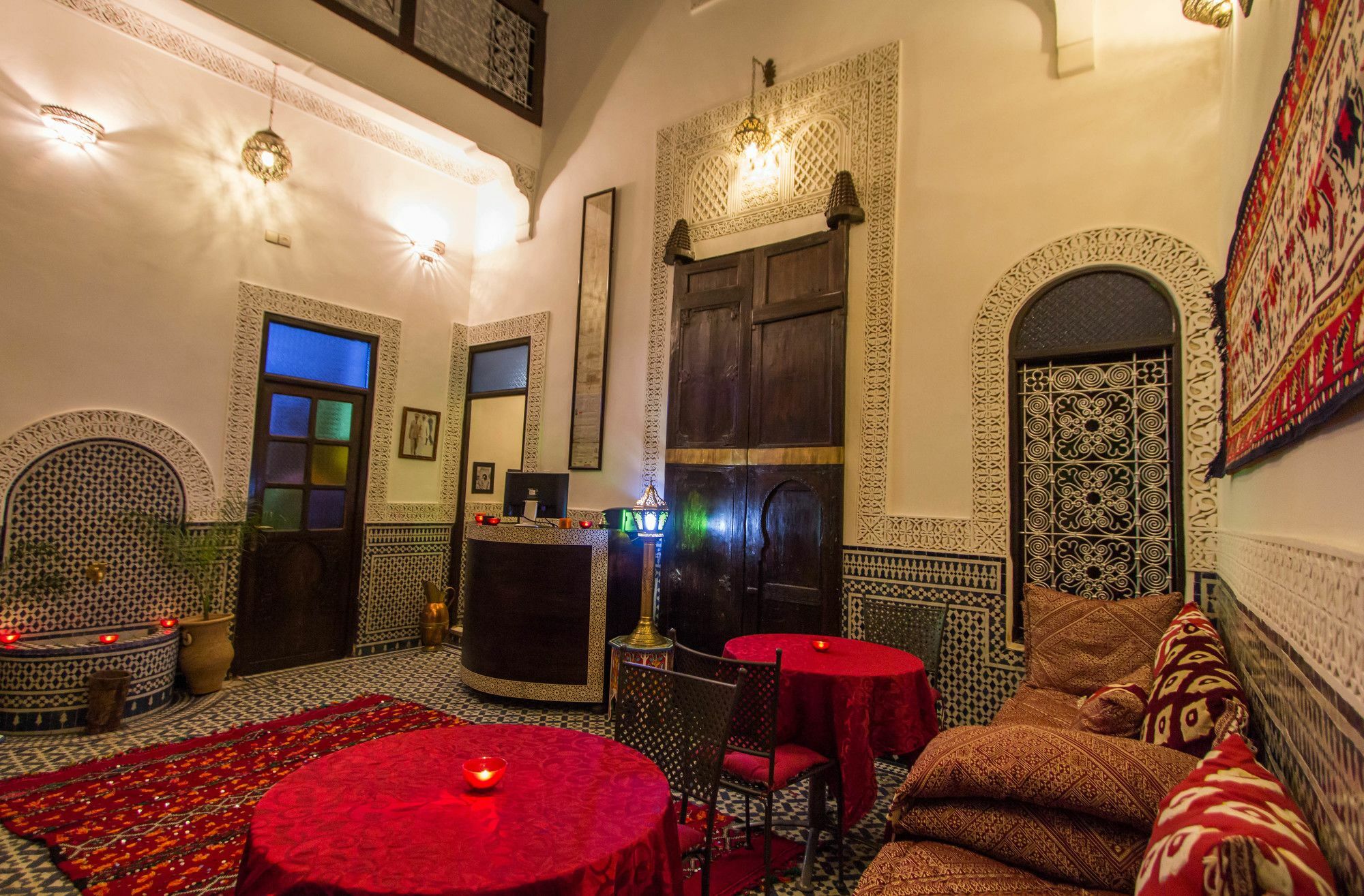 Riad Taha 페스 외부 사진