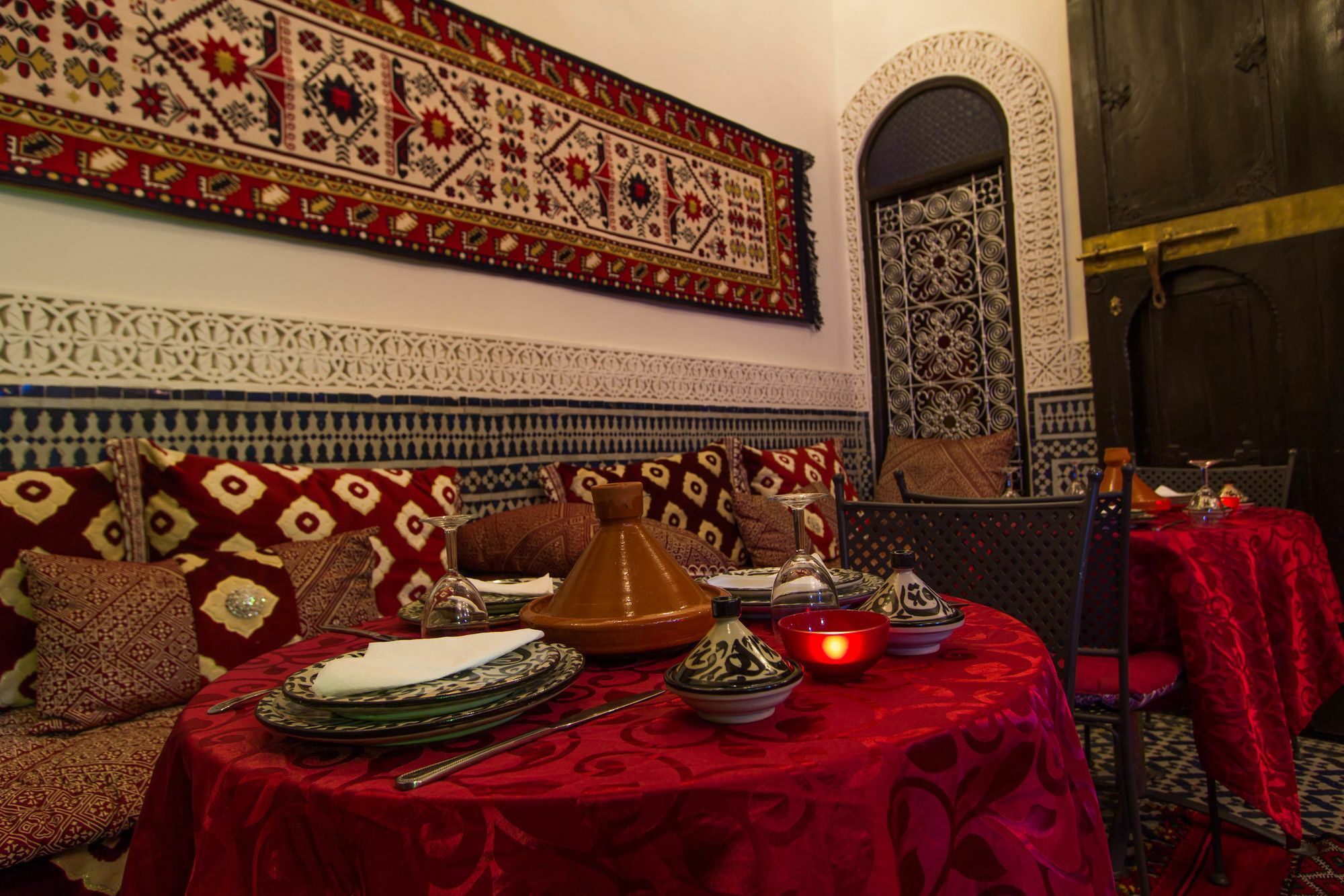 Riad Taha 페스 외부 사진